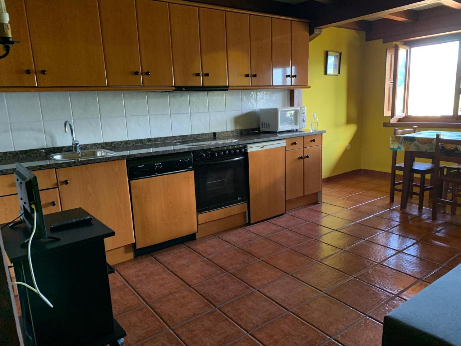 Apartamentos Las Rocas De Brez Eksteriør bilde